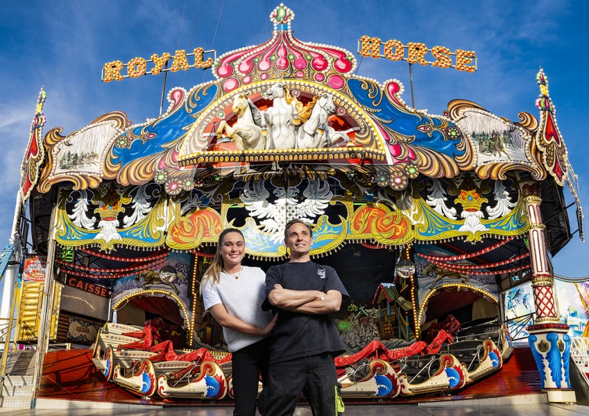 FORAINS / ROYAL HORSE / FOIRE DU TR