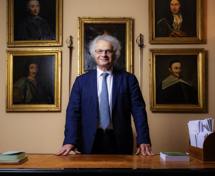 AMIN MAALOUF / SECRETAIRE PERPETUEL ACADEMIE FRANÇAISE / ECRIVAIN / GALA 