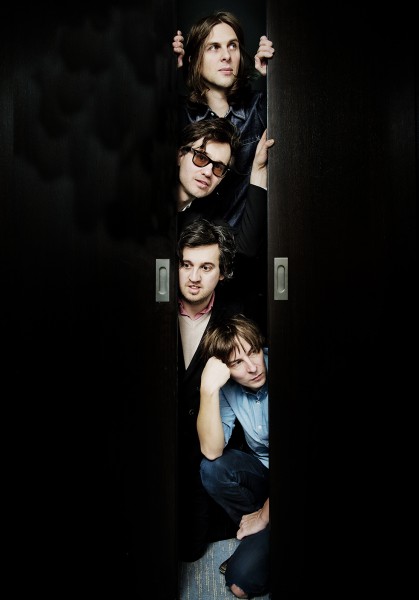 PHOENIX / MUSICIEN / ROCK AND FOLK 